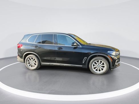 Certified 2023 BMW X5 xDrive40i w/ Executive Package image 9