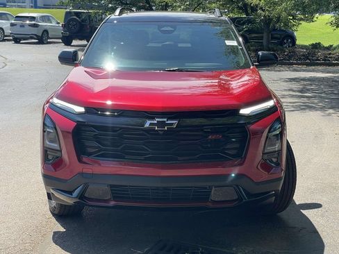 Used 2025 Chevrolet Equinox RS w/ Safety and Technology Package FWD image 6
