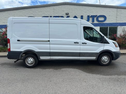 Used 2023 Ford Transit 250 Medium Roof AWD w/ Load Area Protection Package image 3