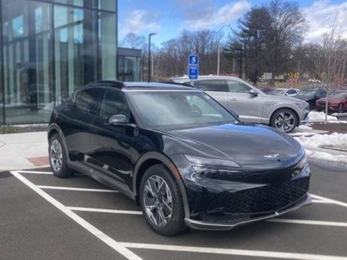 New 2025 Genesis GV60 Advanced image 8