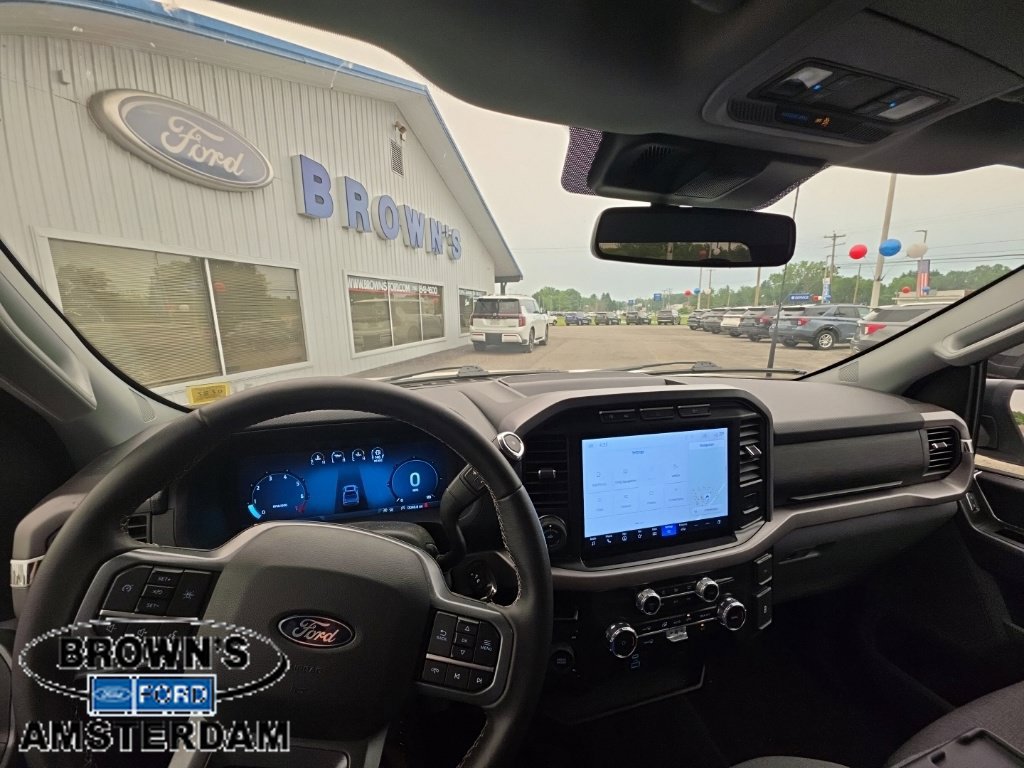 Used 2024 Ford F150 XLT AWD/4WD image 2