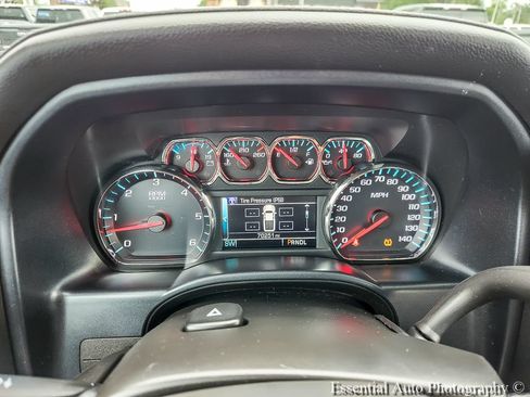 Used 2018 Chevrolet Silverado 1500 LTZ w/ LTZ Plus Package AWD/4WD image 11