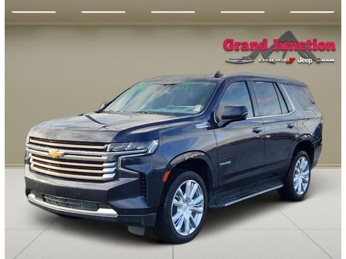 Used 2023 Chevrolet Tahoe High Country AWD/4WD image 2