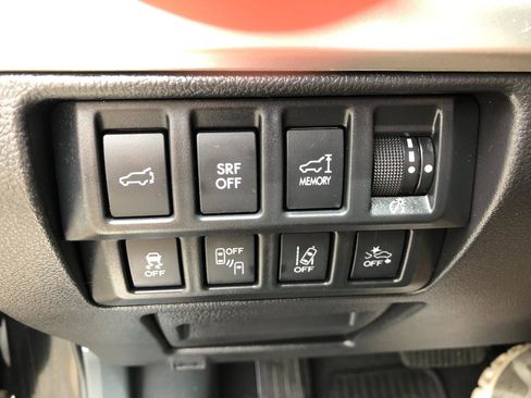 Used 2016 Subaru Outback 2.5i Limited AWD/4WD image 33