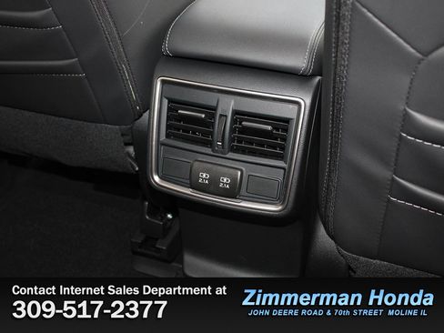 Used 2024 Subaru Forester Limited AWD/4WD image 9
