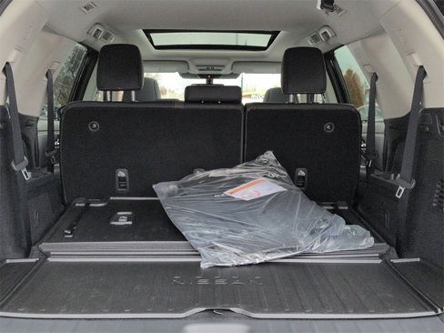 New 2025 Nissan Pathfinder Platinum w/ Cargo Package image 20