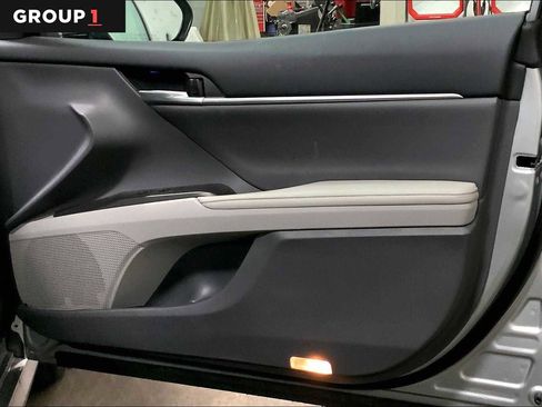 Used 2024 Toyota Camry XLE image 22