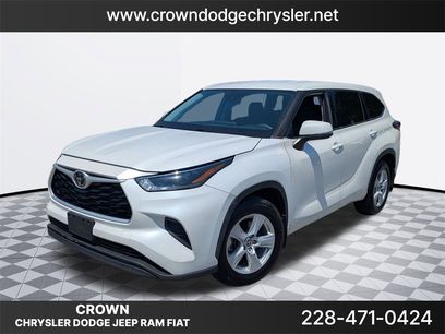 Used 2021 Toyota Highlander L