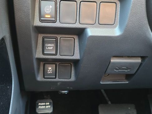 Used 2023 Nissan Frontier SV w/ Midnight Edition Package image 36