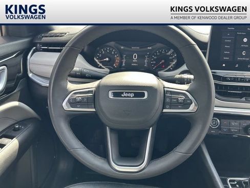Used 2023 Jeep Compass Limited AWD/4WD image 10