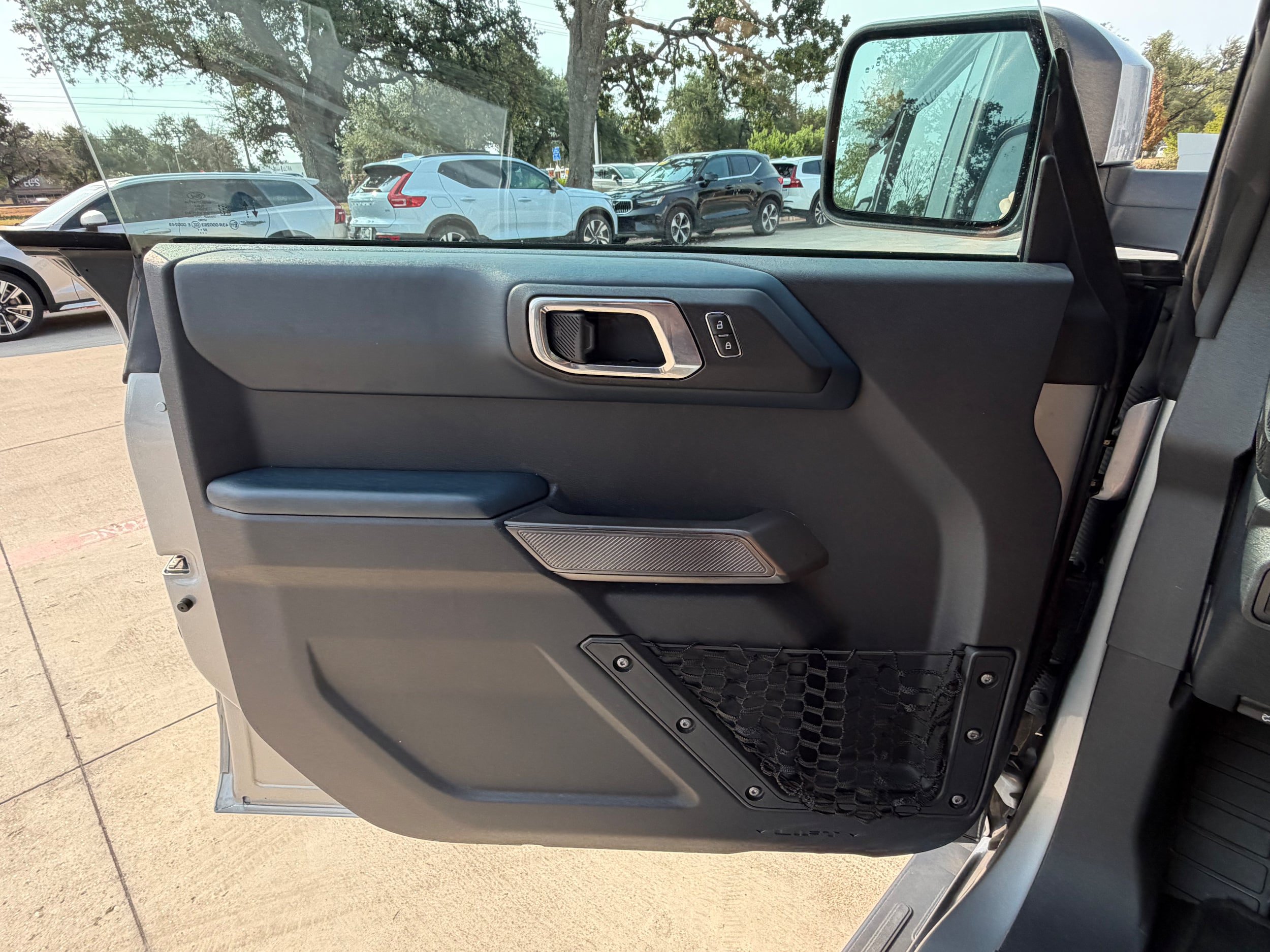 Used 2023 Ford Bronco Outer Banks AWD/4WD image 26