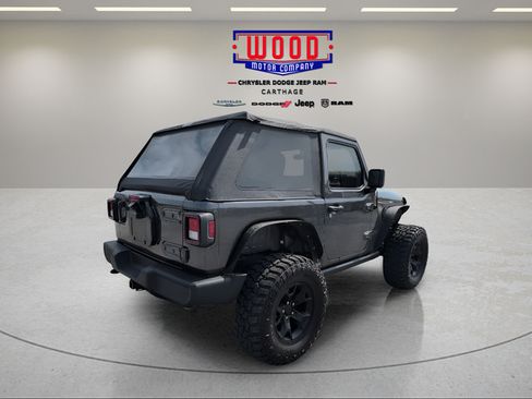 Used 2021 Jeep Wrangler Sport AWD/4WD image 3