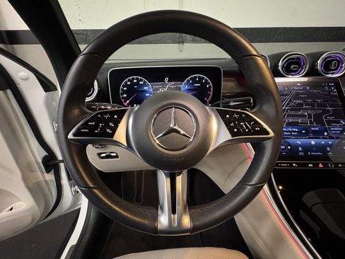 Certified 2023 Mercedes-Benz GLC 300 GLC 300 image 29