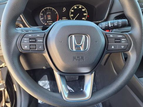 Used 2024 Honda CR-V EX image 25