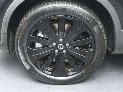 Used 2023 Volvo C40 P8 Recharge Plus AWD/4WD image 33