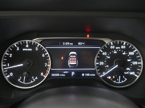 Used 2024 Nissan Pathfinder S AWD/4WD image 19