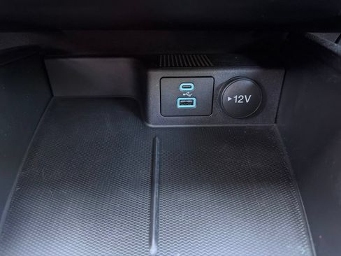 Certified 2023 Ford Escape Active AWD/4WD image 24