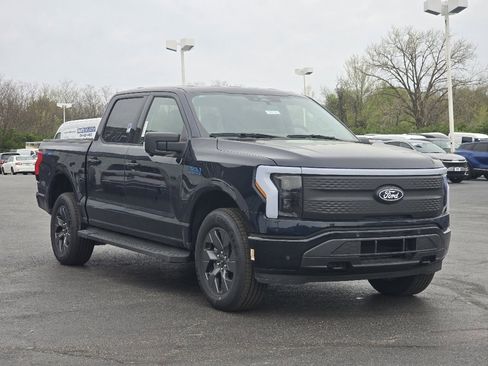 New 2025 Ford F150 Lightning Flash image 2