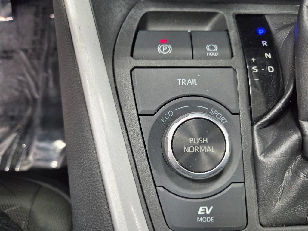 Used 2024 Toyota RAV4 XLE w/ Convenience Package AWD/4WD image 29