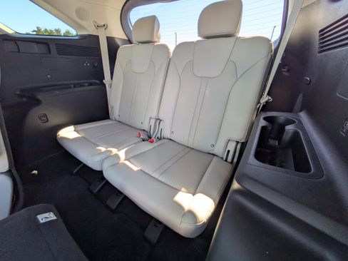 Used 2022 Kia Sorento SX Prestige w/ Panoramic Sunroof Package image 10