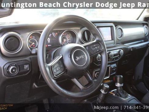 Used 2023 Jeep Wrangler Unlimited Sport AWD/4WD image 13