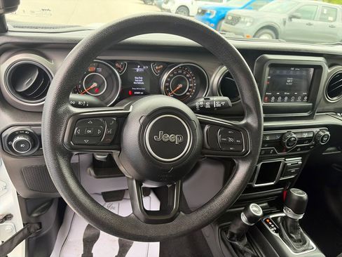 Used 2023 Jeep Wrangler Sport AWD/4WD image 24