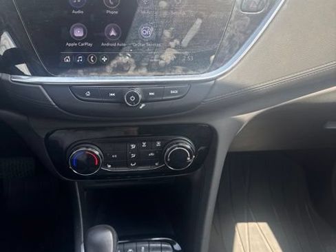 Used 2023 Buick Encore GX Preferred w/ Cold Weather Comfort Package AWD/4WD image 11