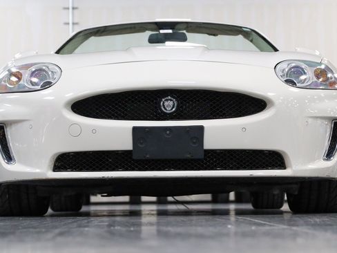 Used 2010 Jaguar XK image 5