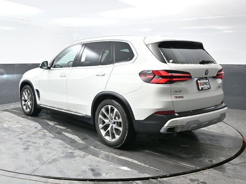Used 2025 BMW X5 xDrive50e AWD/4WD image 10