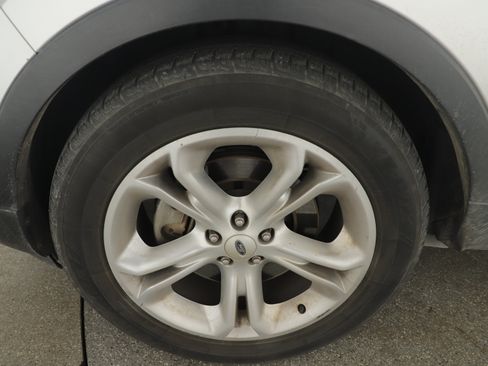 Used 2015 Ford Explorer Limited image 3