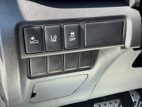 Used 2022 Mitsubishi Eclipse Cross SE AWD/4WD image 27