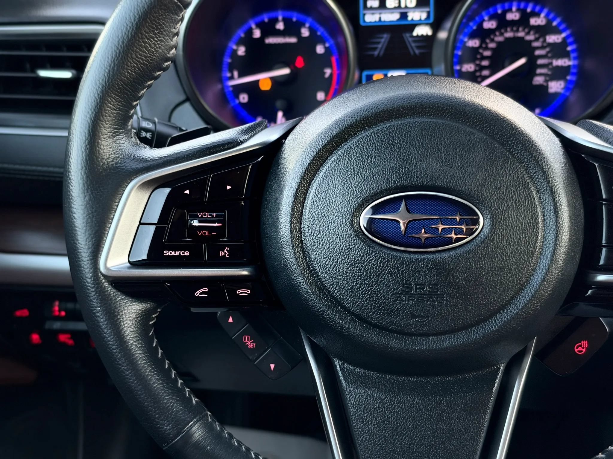 Used 2018 Subaru Outback 3.6R Touring AWD/4WD image 30