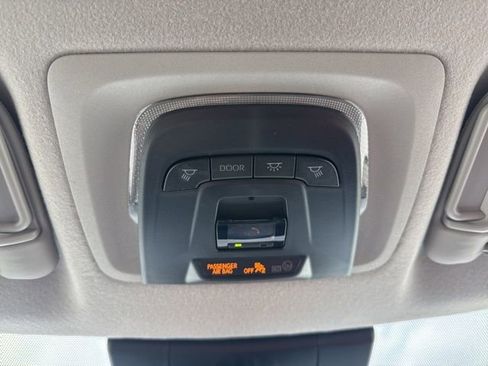 Used 2024 Toyota Corolla Cross LE FWD image 35