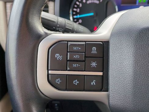 Used 2024 Ford Expedition Limited image 26