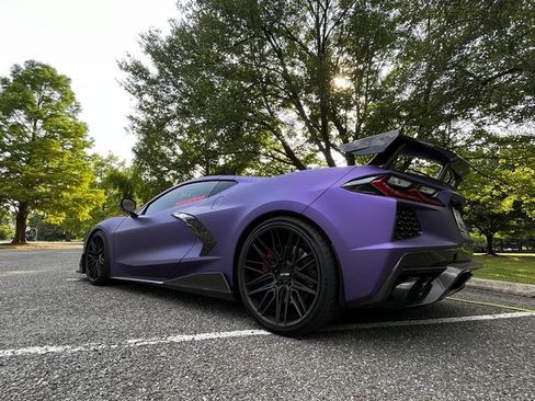 Used 2020 Chevrolet Corvette Stingray Premium Cpe w/ 3LT Preferred Equipment Group RWD image 8