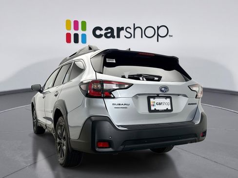 Used 2023 Subaru Outback Onyx Edition AWD/4WD image 3