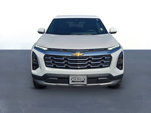 New 2026 Chevrolet Equinox LT w/ Safety and Technology Package FWD image 2