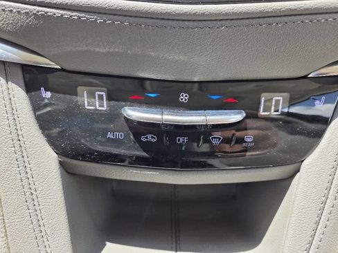 Used 2021 Cadillac XT5 Premium Luxury FWD image 32