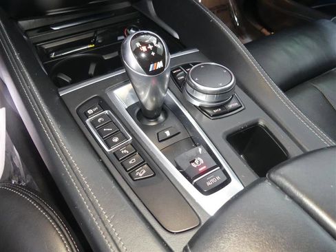 Used 2018 BMW X5 M AWD/4WD image 39