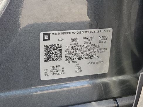 Used 2019 Chevrolet Equinox LS FWD image 34