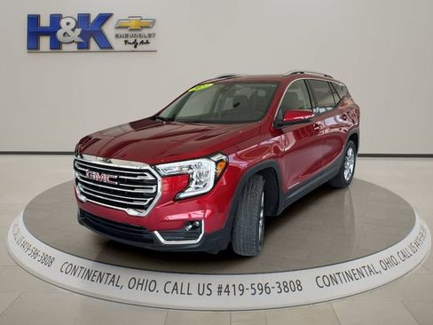 Used 2022 GMC Terrain SLT w/ Infotainment Package II AWD/4WD image 3