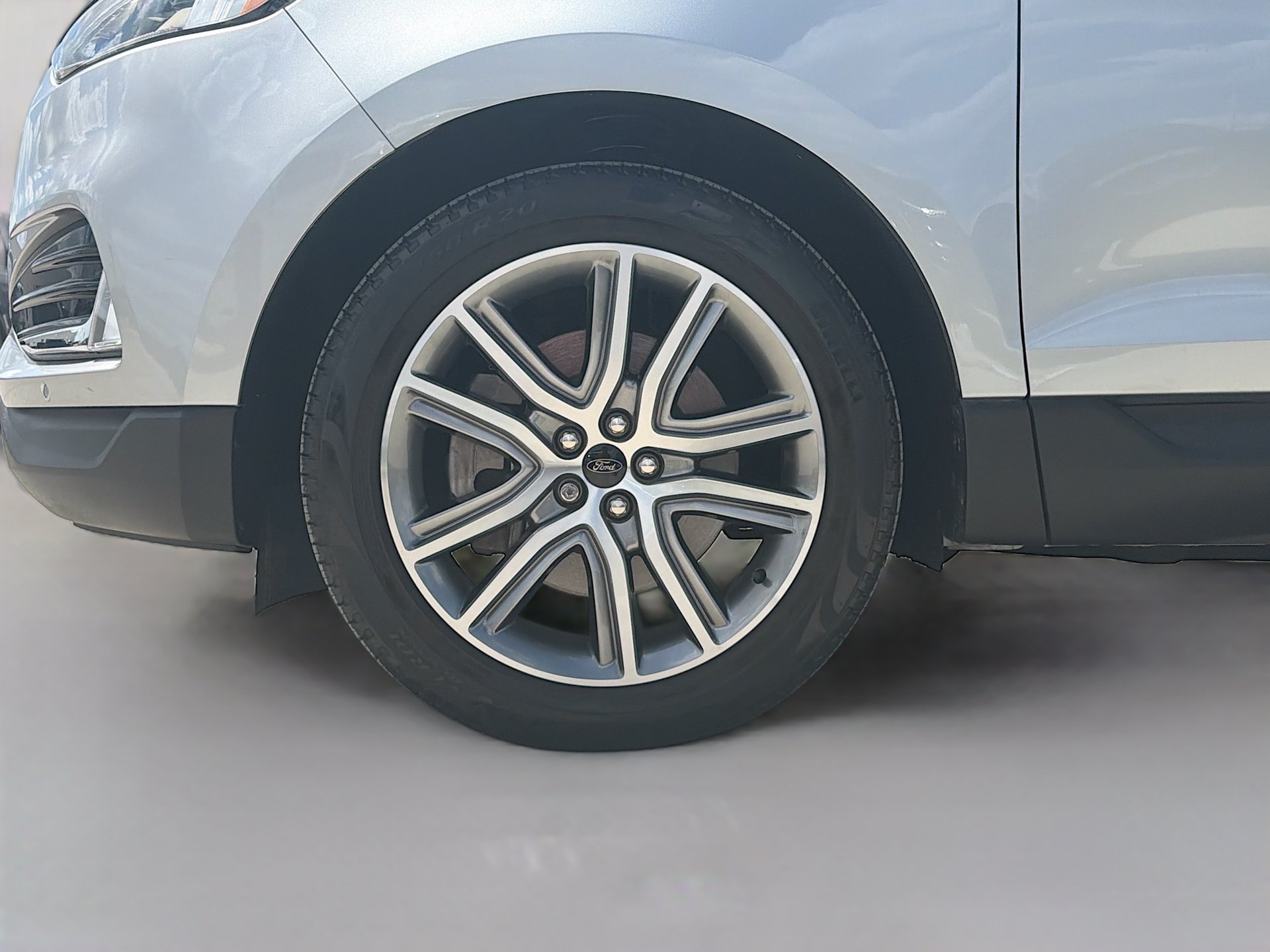 Used 2024 Ford Edge Titanium w/ Equipment Group 301A AWD/4WD image 32