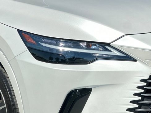 Used 2024 Lexus RX 350 FWD w/ Technology Package image 10