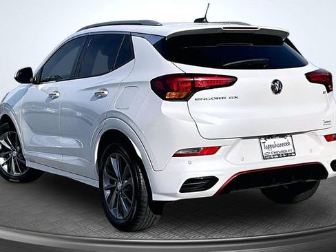 Used 2021 Buick Encore GX Essence w/ Advanced Technology Package FWD image 4