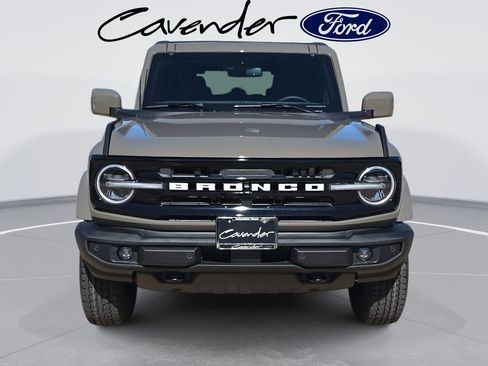 New 2026 Ford Bronco Outer Banks AWD/4WD image 9