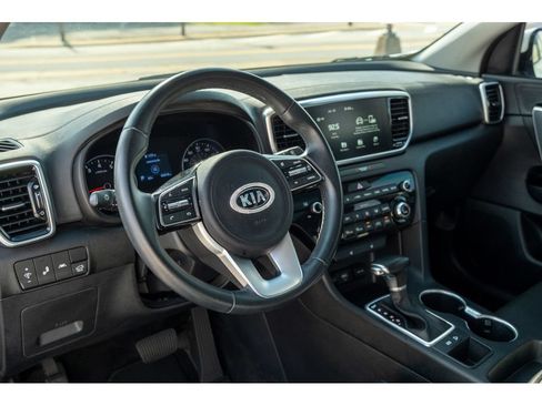 Used 2022 Kia Sportage EX FWD image 11
