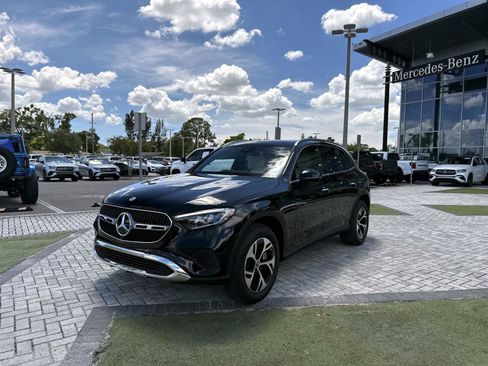 New 2027 Mercedes-Benz GLC 350e 4MATIC image 2