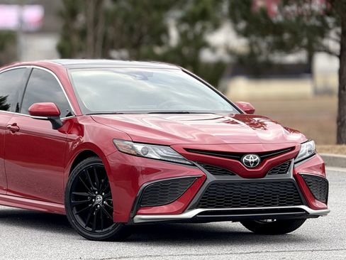 Used 2021 Toyota Camry XSE w/ Navigation Package image 47