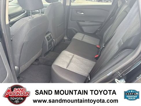 Used 2024 Nissan Rogue SV image 13