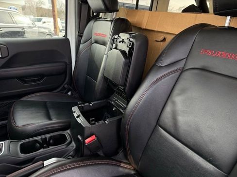 Used 2021 Jeep Wrangler Unlimited Rubicon w/ Dual Top Group image 27